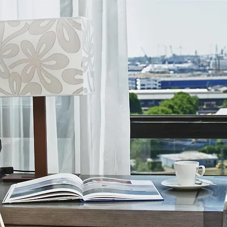 City Hotel Hamburg Mitte-3