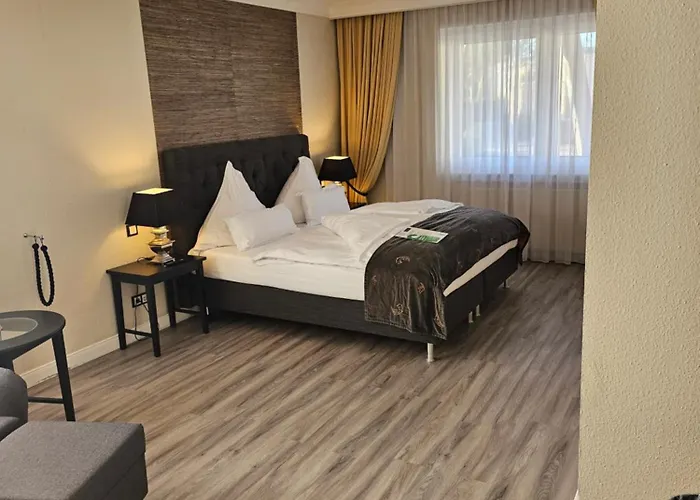 Hotel Business&More